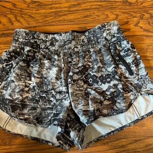 Lululemon Track that Black Floral shorts EUC